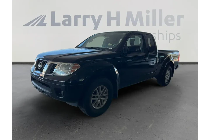 Nissan Frontier 2019 4x4 SV image 1