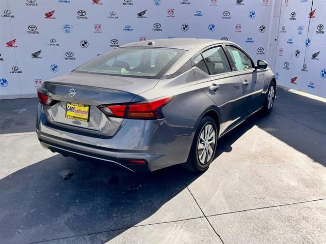 $14495 : Used 2019 Altima 2.5 S Sedan image 3