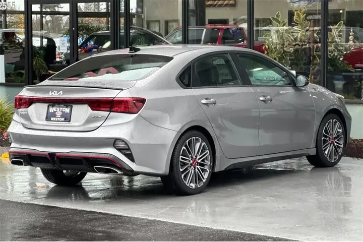 $21994 : Kia Forte 2023 GT 4dr Sedan image 4