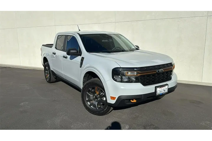 $35835 : Ford Maverick 2023 AWD XLT 4 image 1