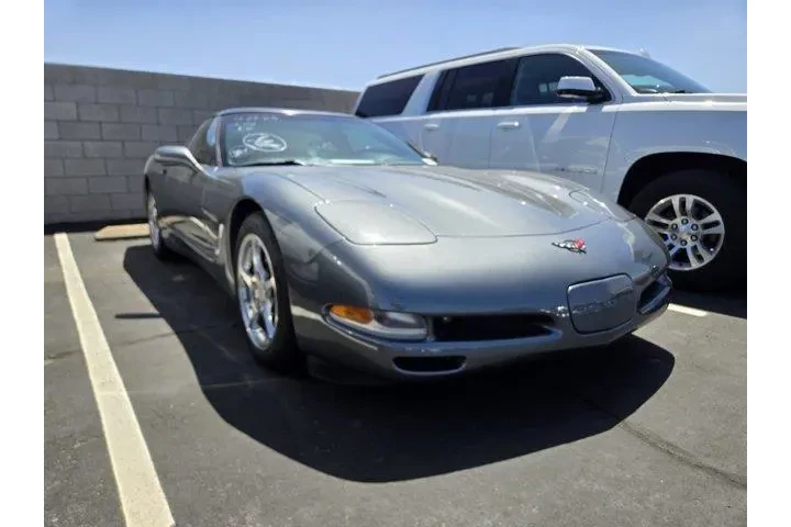 $20991 : Chevrolet Corvette 2004 2dr image 1