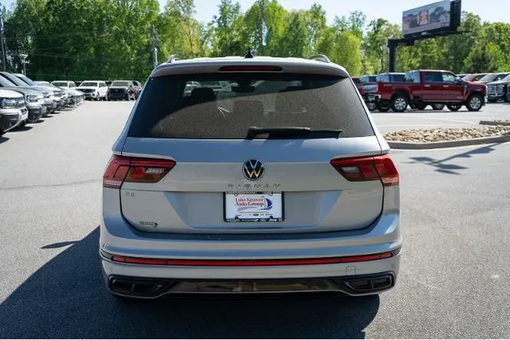 $22987 : Volkswagen Tiguan 2023 SE R- image 8