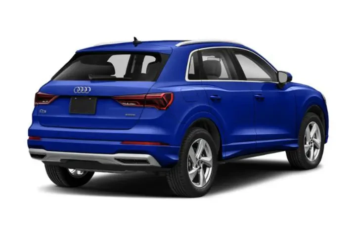 $23988 : Audi Q3 2022 AWD quattro S l image 3