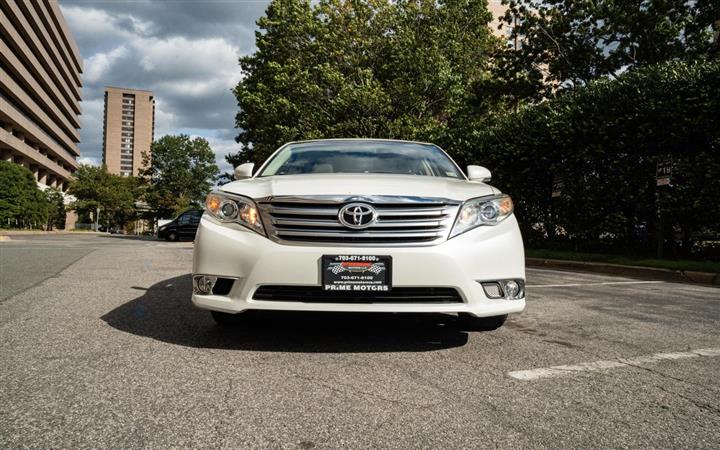 $11000 : 2011 TOYOTA AVALON image 9