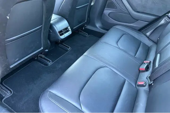 $19959 : Tesla Model 3 2018 Mid Range image 10