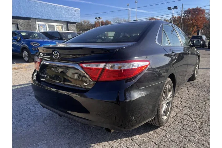 $13999 : 2017 Camry SE image 6