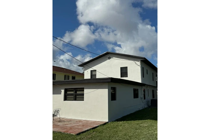 Villalobos Remodeling image 9