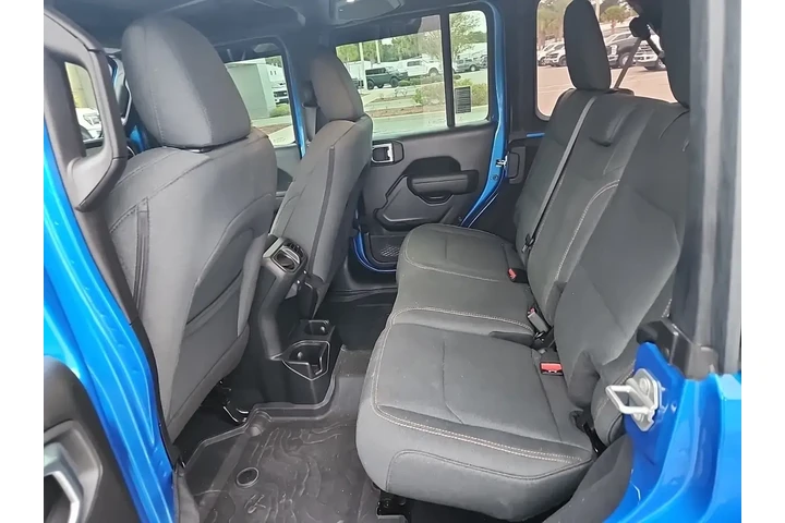 $31500 : Jeep Wrangler 2025 4x4 Sport image 4