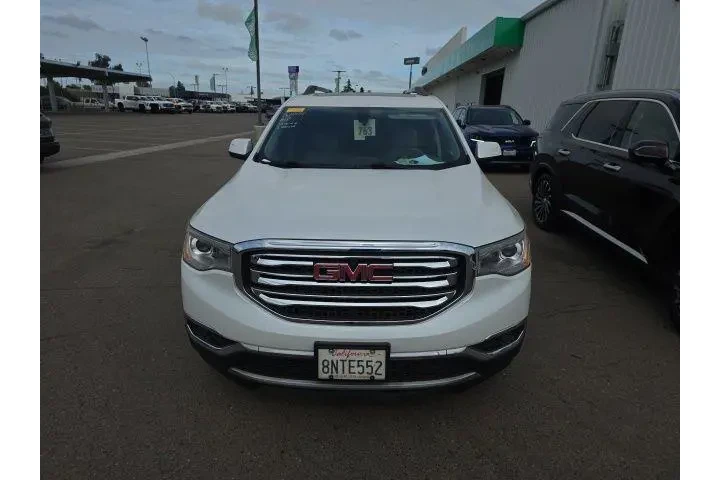 $13900 : GMC Acadia 2017 4x4 SLT-1 4d image 2