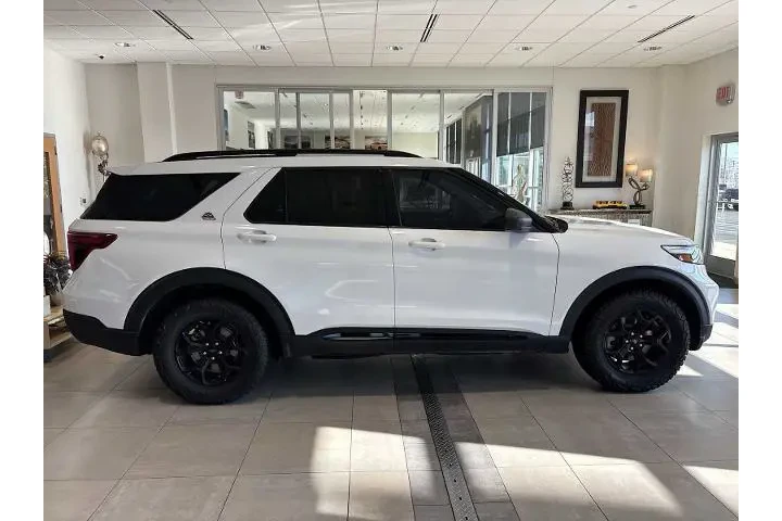 $32983 : Ford Explorer 2022 AWD Timbe image 2