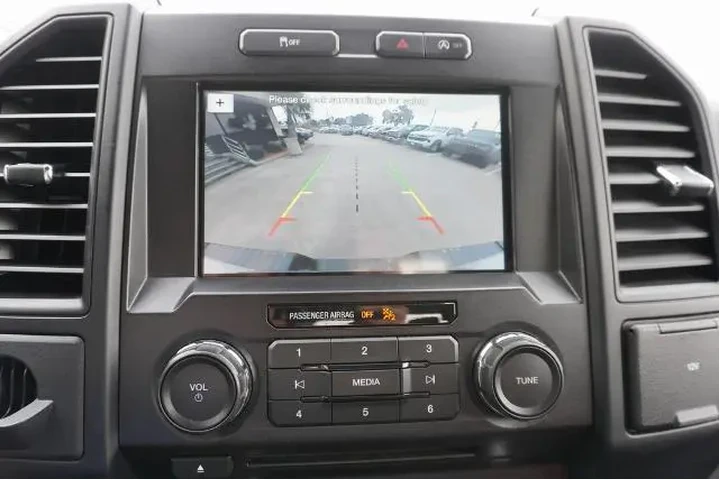 $17888 : Ford F-150 2018 4x2 Lariat 4 image 9