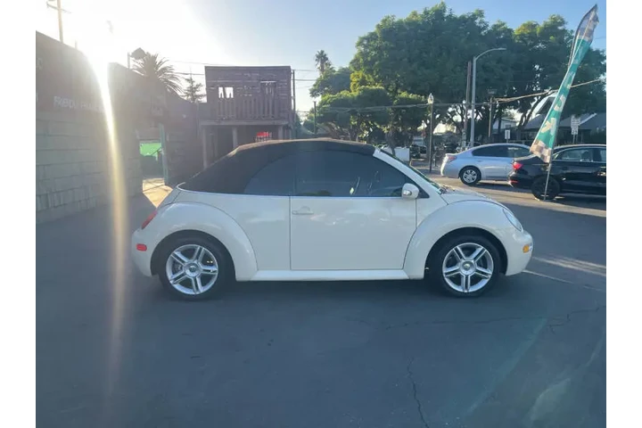 $7995 : 2004 New Beetle Convertible G image 8