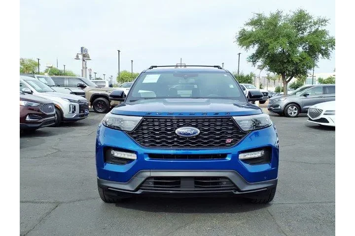 $30845 : Ford Explorer 2020 AWD ST 4d image 2