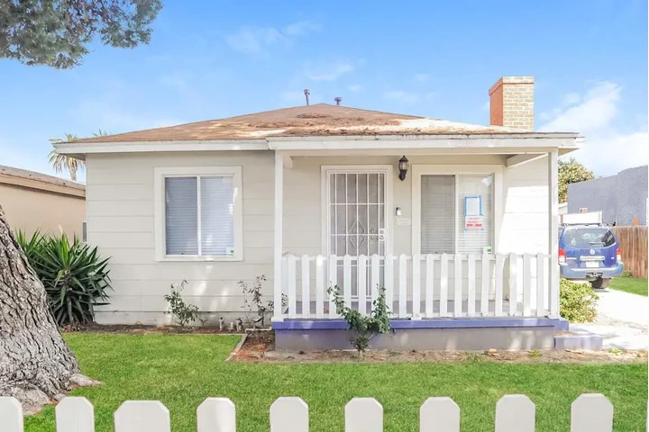 $2875 : Quality Home image 2