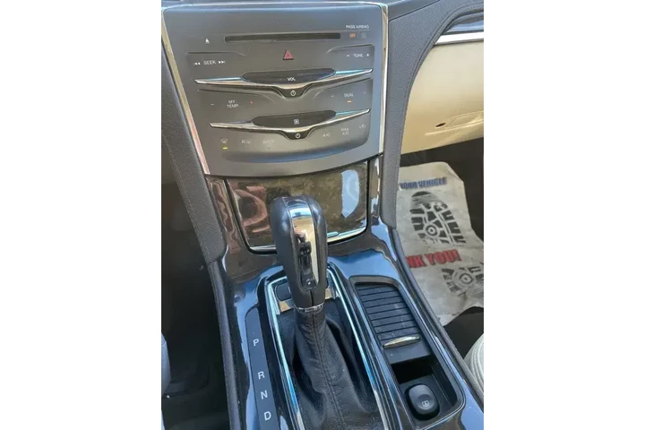 $15628 : Lincoln MKS 2013 4dr Sedan image 5