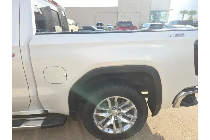 $33961 : GMC Sierra 1500 2021 4x4 SLT image 5