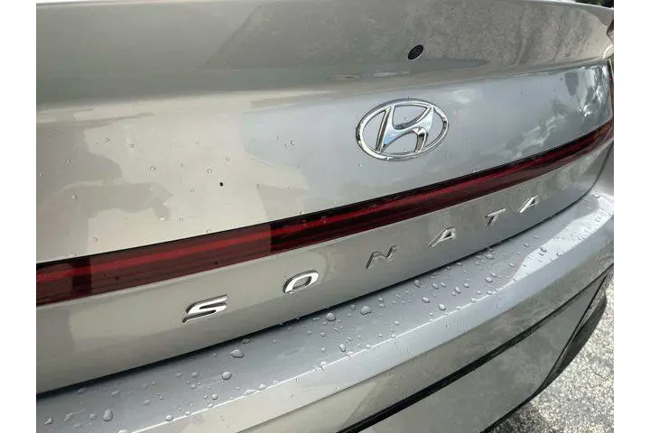 $20713 : Hyundai SONATA 2023 SEL 4dr image 8