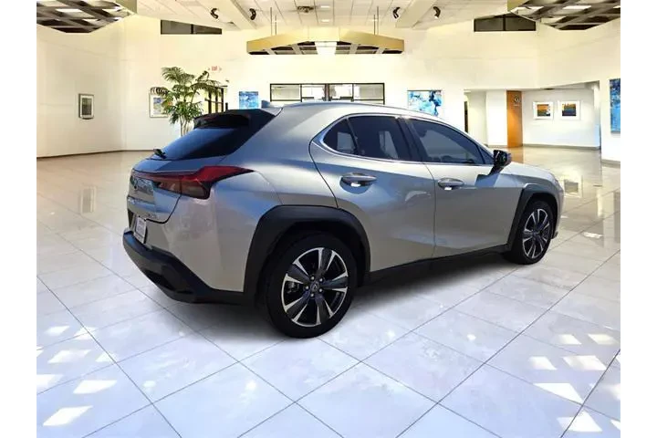 $22500 : Lexus UX 200 2019 4dr Crosso image 7