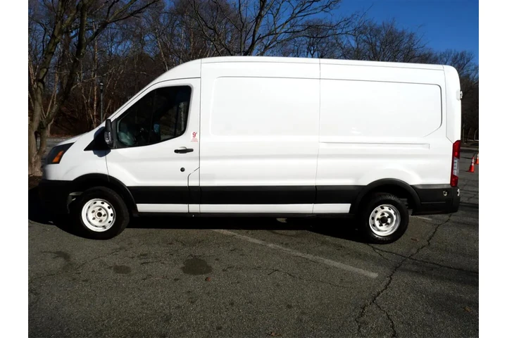 $17889 : 2019 Transit Van T-150 148" M image 1