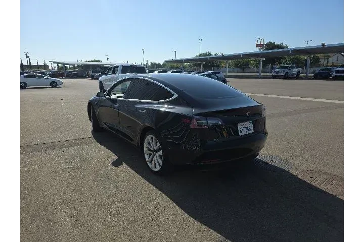 $21900 : Tesla Model 3 2019 Mid Range image 4