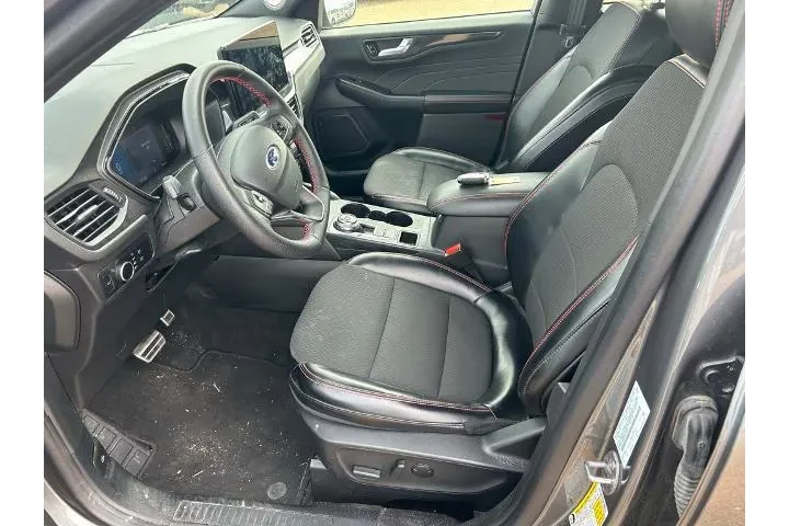 $23859 : Ford Escape 2024 ST-Line 4dr image 9