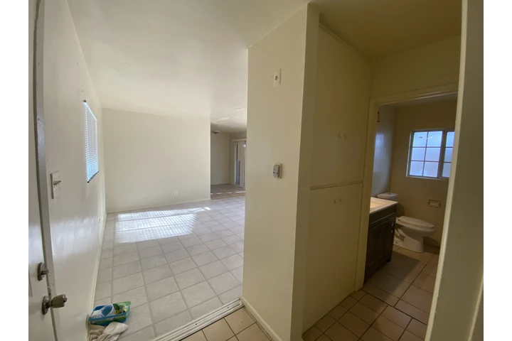 $995 : Apt 1 rec cerca Panorama/Haley image 5
