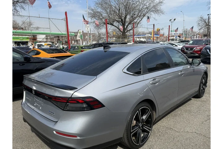 $24990 : Honda Accord Hybrid 2023 Spo image 7