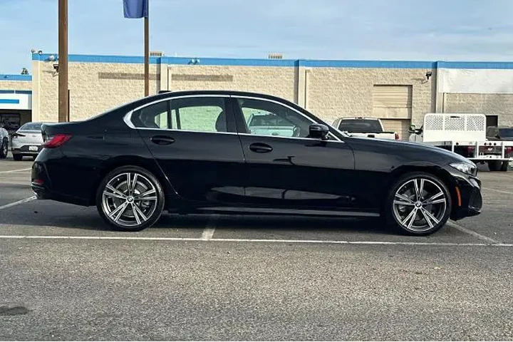 $37965 : BMW 3 Series 2024 330i 4dr S image 9