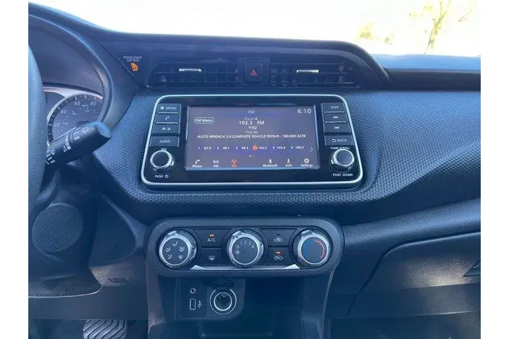 $14997 : Nissan Kicks 2023 S 4dr Cros image 9