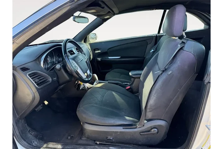 $9500 : Chrysler 200 2012 Touring 2d image 3