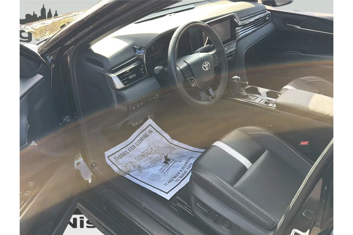 $26990 : Toyota Camry 2025 SE 4dr Sed image 7