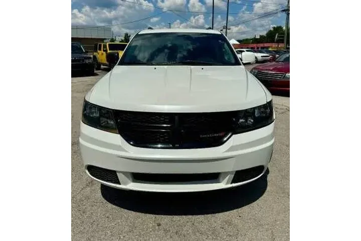 $6900 : 2017 Journey SE image 4