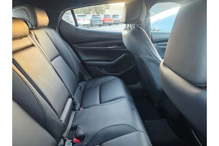 $19591 : Mazda Mazda3 Hatchback 2024 image 9