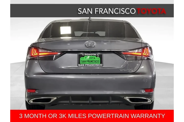 $15988 : 2016 GS 200t image 4