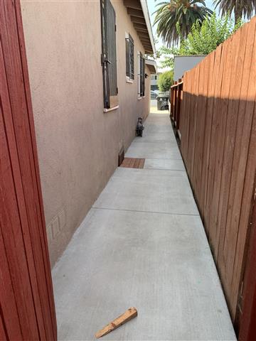 $2750 : RENTO DUPLEX: SLAUSON/VERMONT image 8