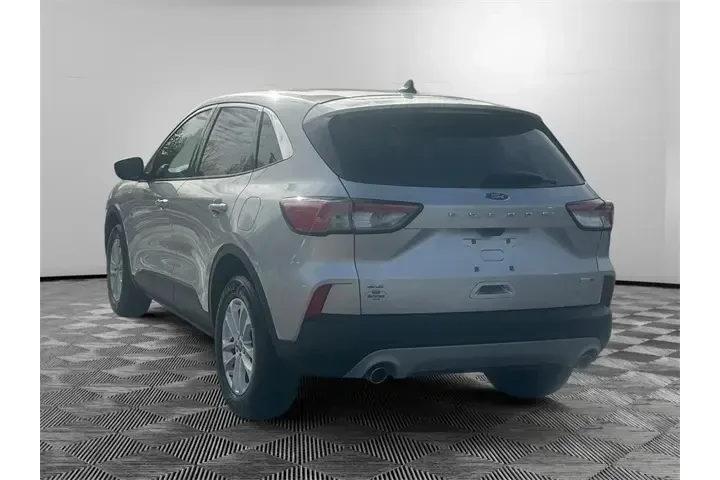 $15695 : Ford Escape 2020 AWD SE 4dr image 3