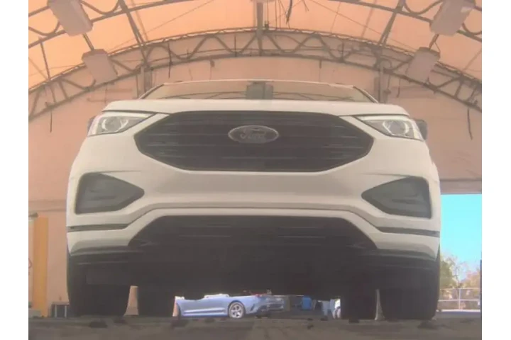 $23693 : Ford Edge 2024 AWD SE 4dr SU image 3