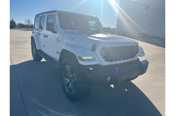 $30000 : Jeep Wrangler 2024 4x4 Willy image 3