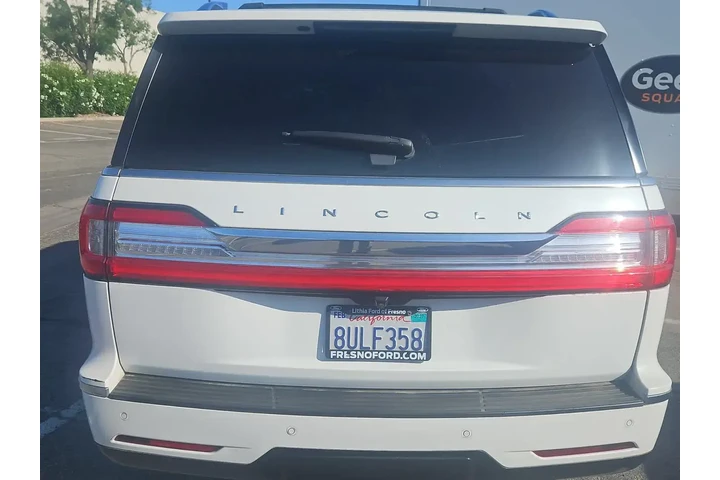 $37500 : Lincoln Navigator L 2021 4x4 image 8