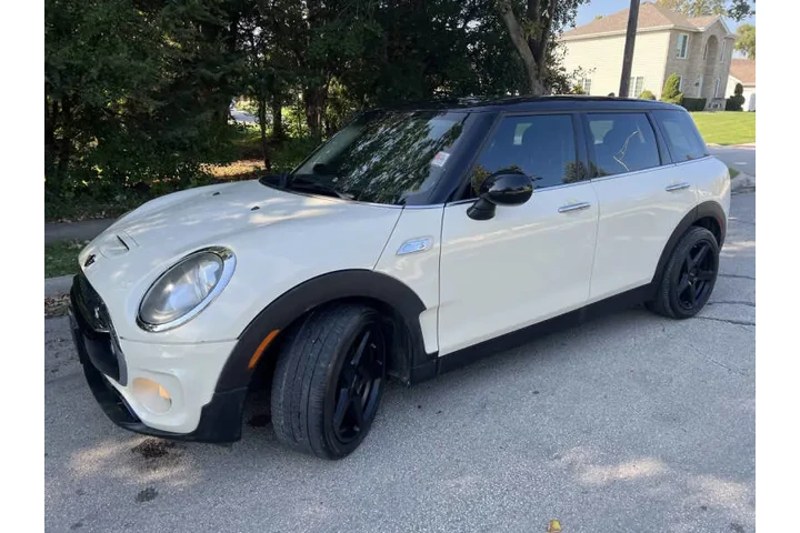 $12995 : 2017 MINI Clubman Cooper S image 10