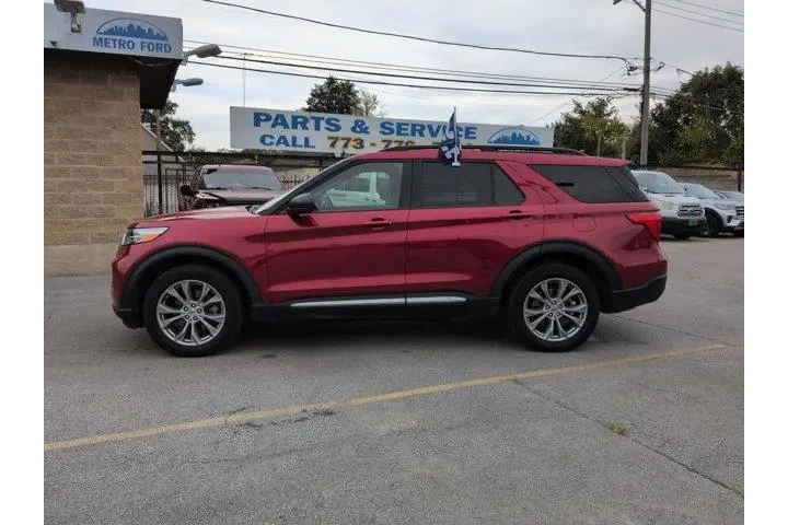 $23997 : Ford Explorer 2022 AWD XLT 4 image 7
