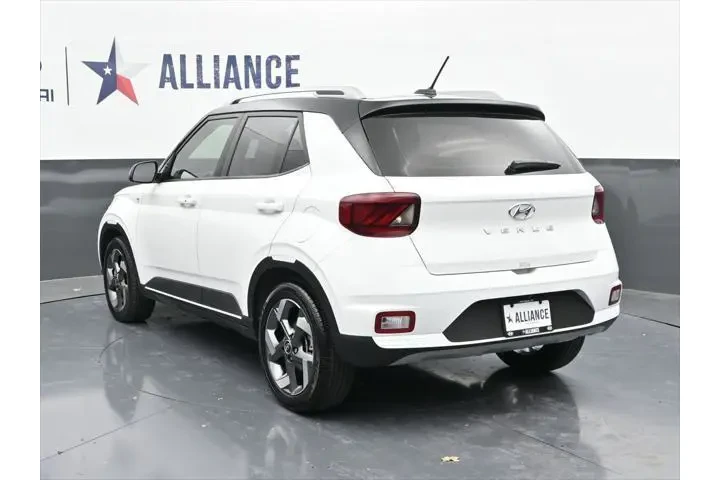 $20978 : Hyundai VENUE 2025 Limited 4 image 5