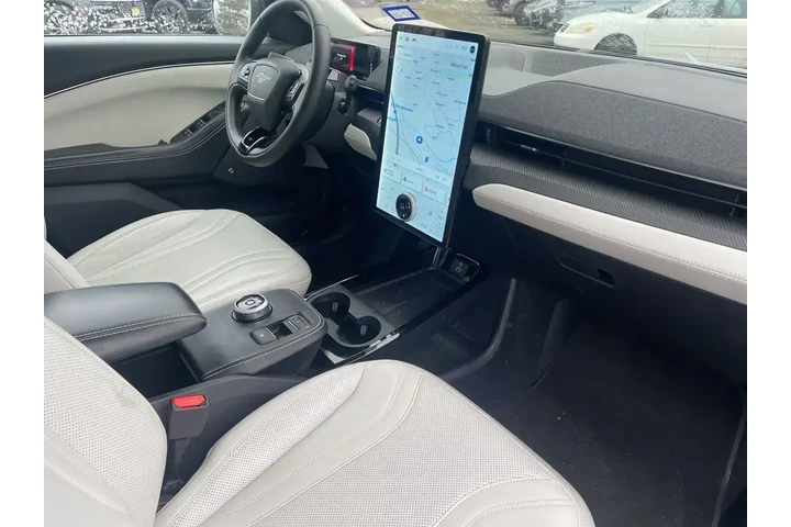 $23999 : Ford Mustang Mach-E 2022 Pre image 6