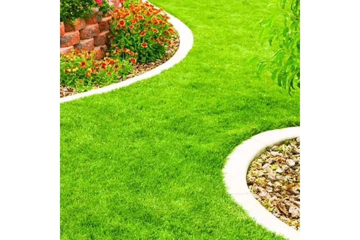 lawn care williamsburg va image 2