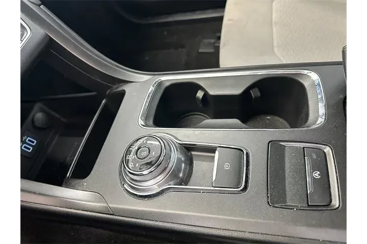 $13000 : Ford Fusion 2019 SE 4dr Seda image 4