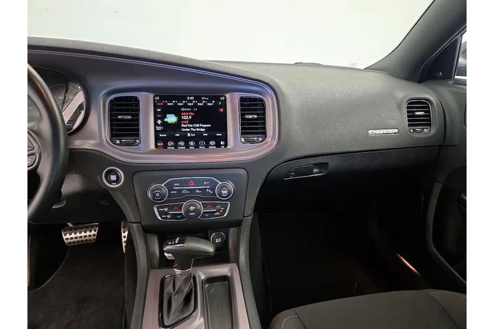 $29998 : Dodge Charger 2023 GT 4dr Se image 9