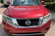 $7000 : 2015 Nissan Pathfinder S thumbnail