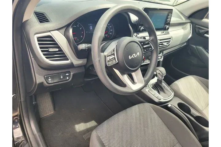 $19163 : Kia Seltos 2022 AWD LX 4dr S image 9