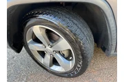$9999 : 2015 Grand Cherokee Limited thumbnail