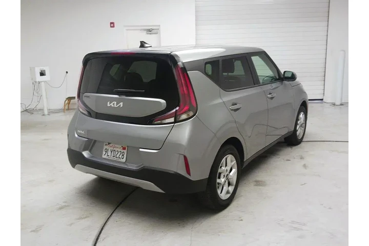 $18998 : Kia Soul 2024 S 4dr Crossove image 5